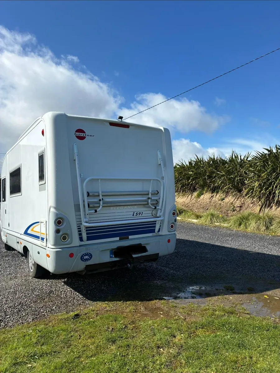 RHD - A Class Camper Burstner Elegance I59 Compact - Image 4