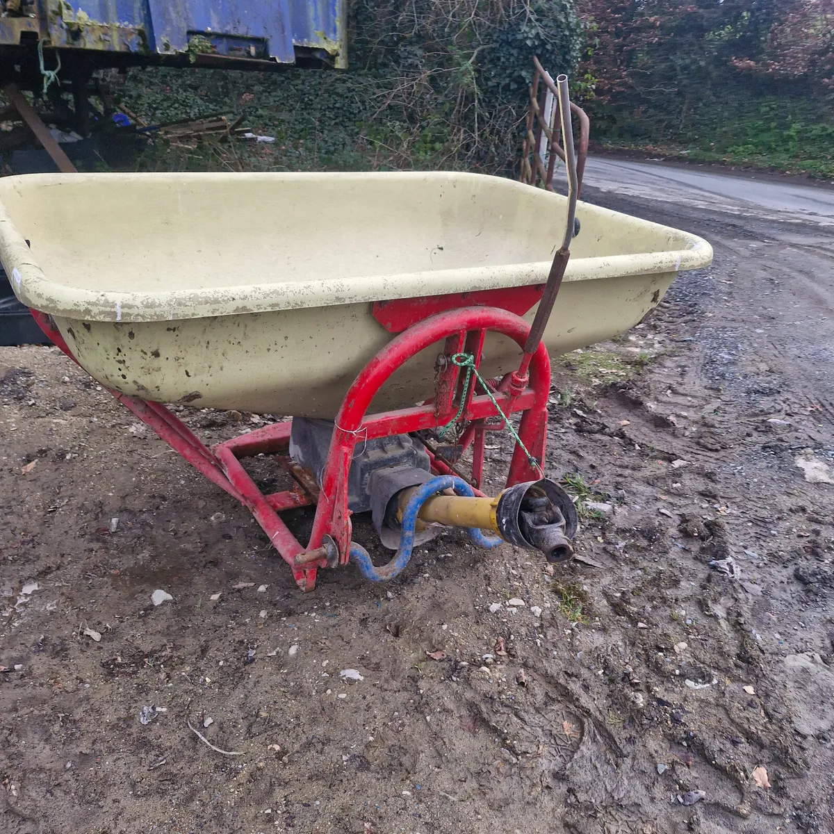 Fertiliser spreaders - Image 3