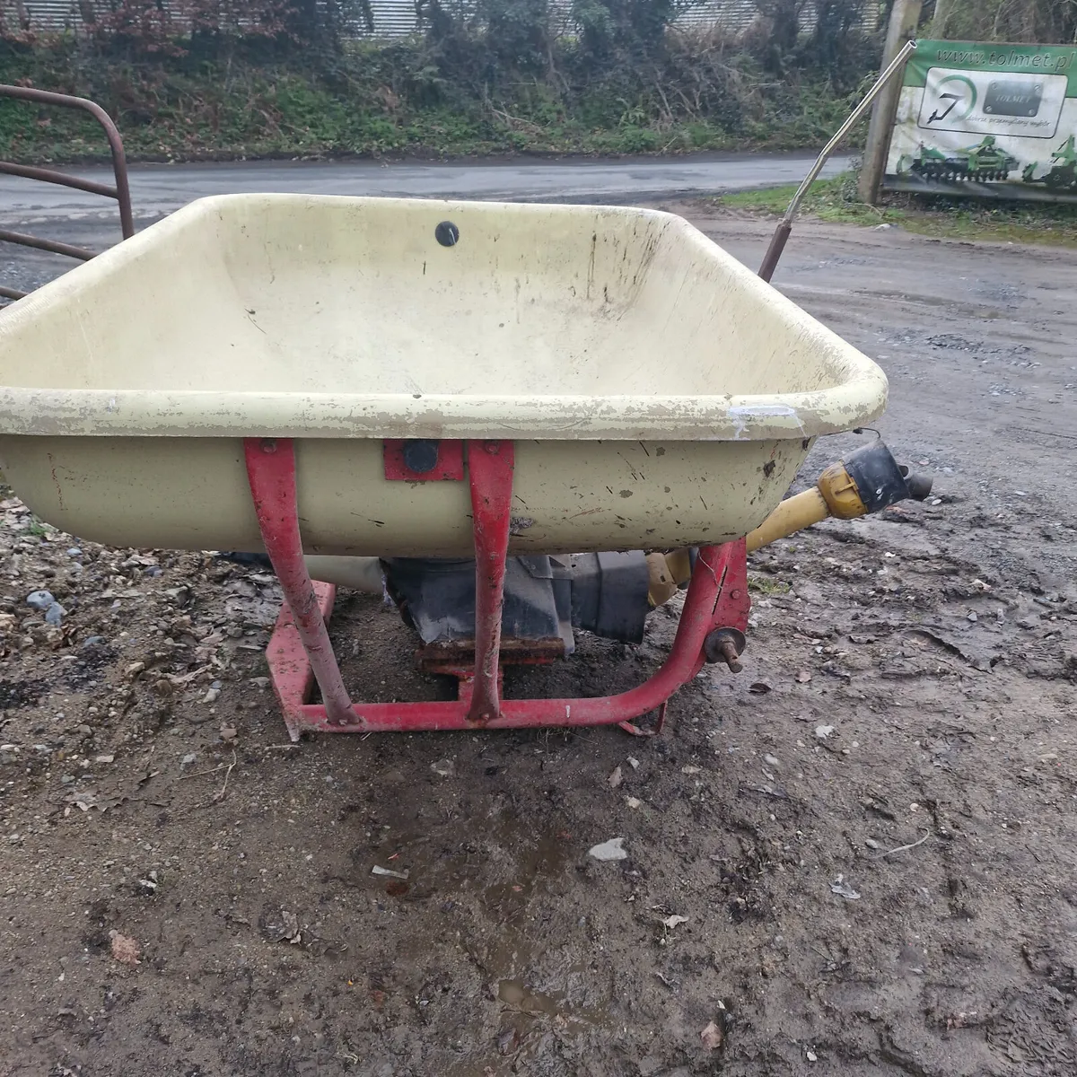 Fertiliser spreaders - Image 4