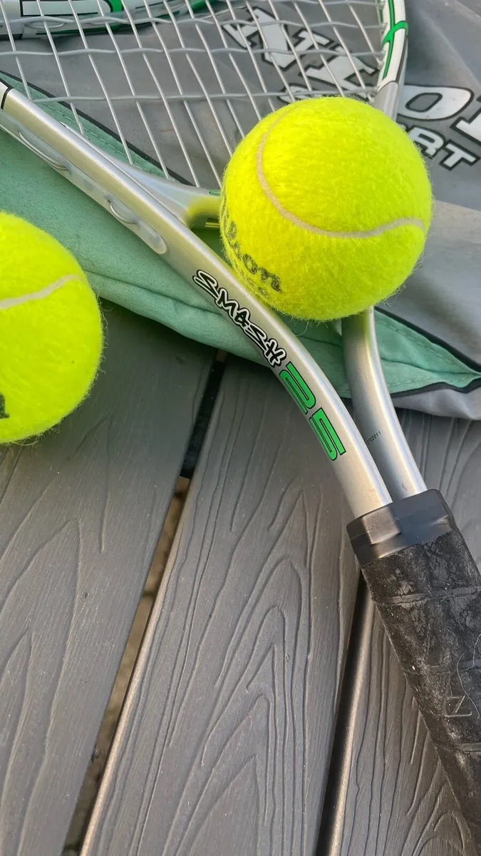 2 Slazenger tennis rackets & balls - Image 3