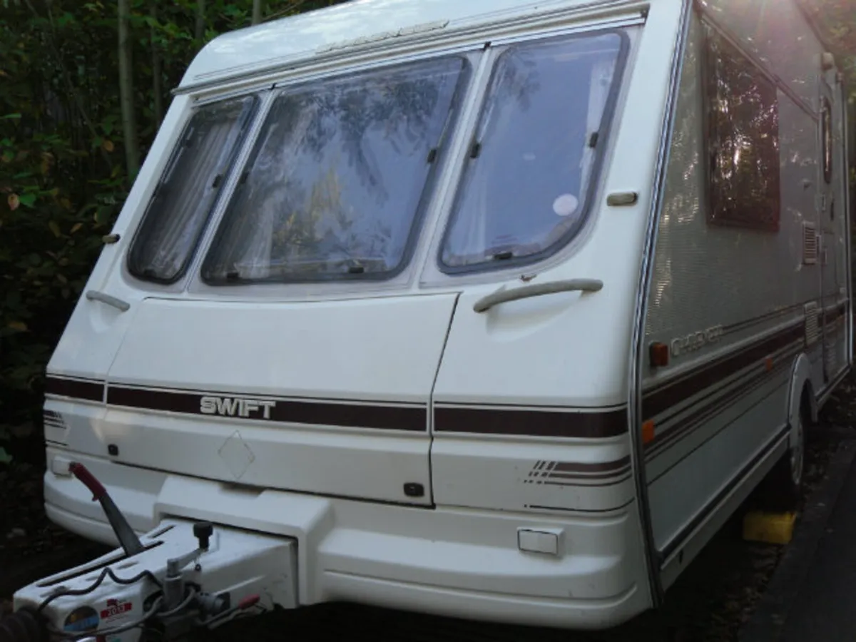 Swift caravan - Image 2