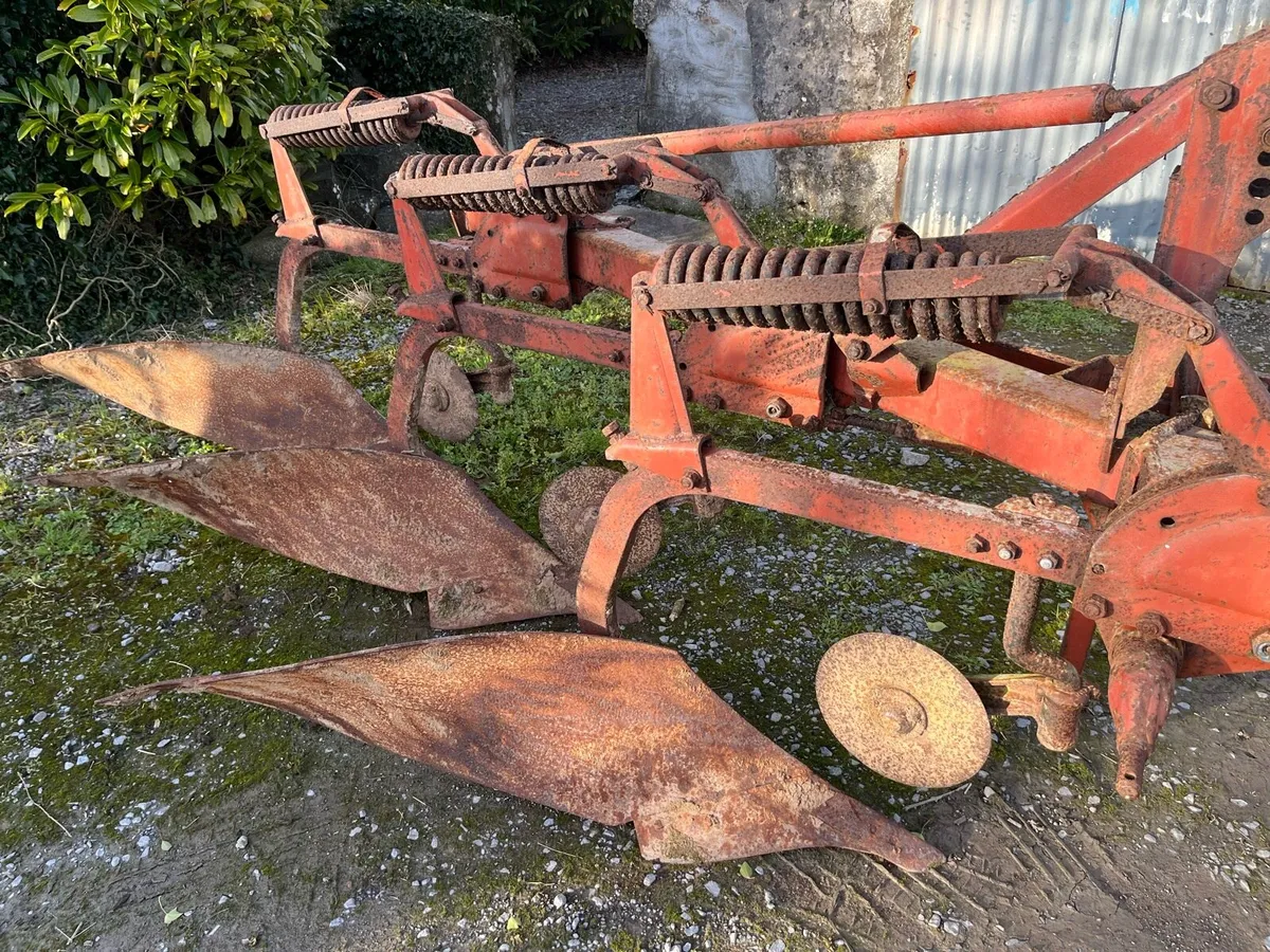 Plough sanderum 3 furrow - Image 1