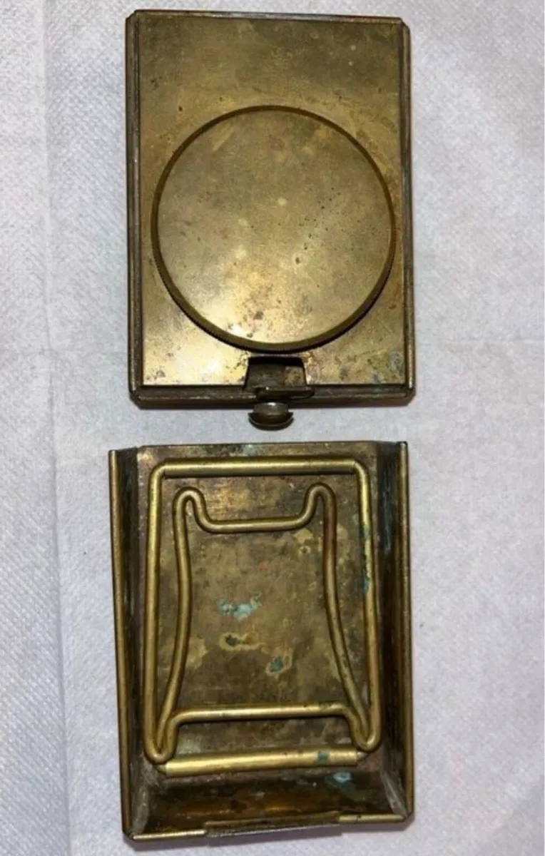 World War 2 fold up field sterilising kit - Image 2