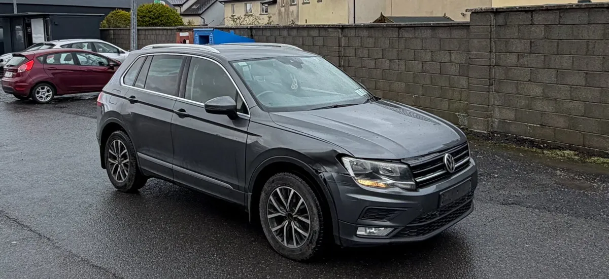 162 Volkswagen Tiguan 2.0d - Image 1
