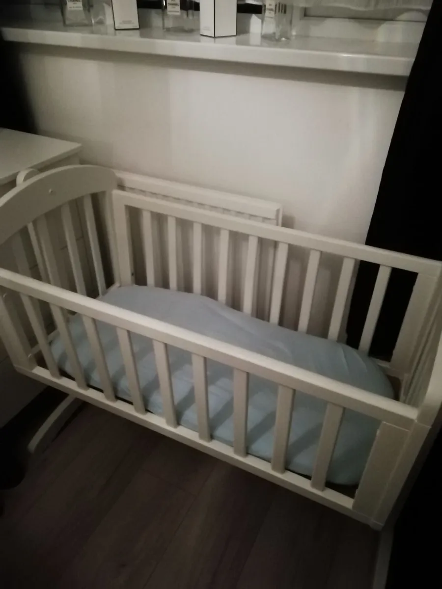 Baby furniture - Image 1