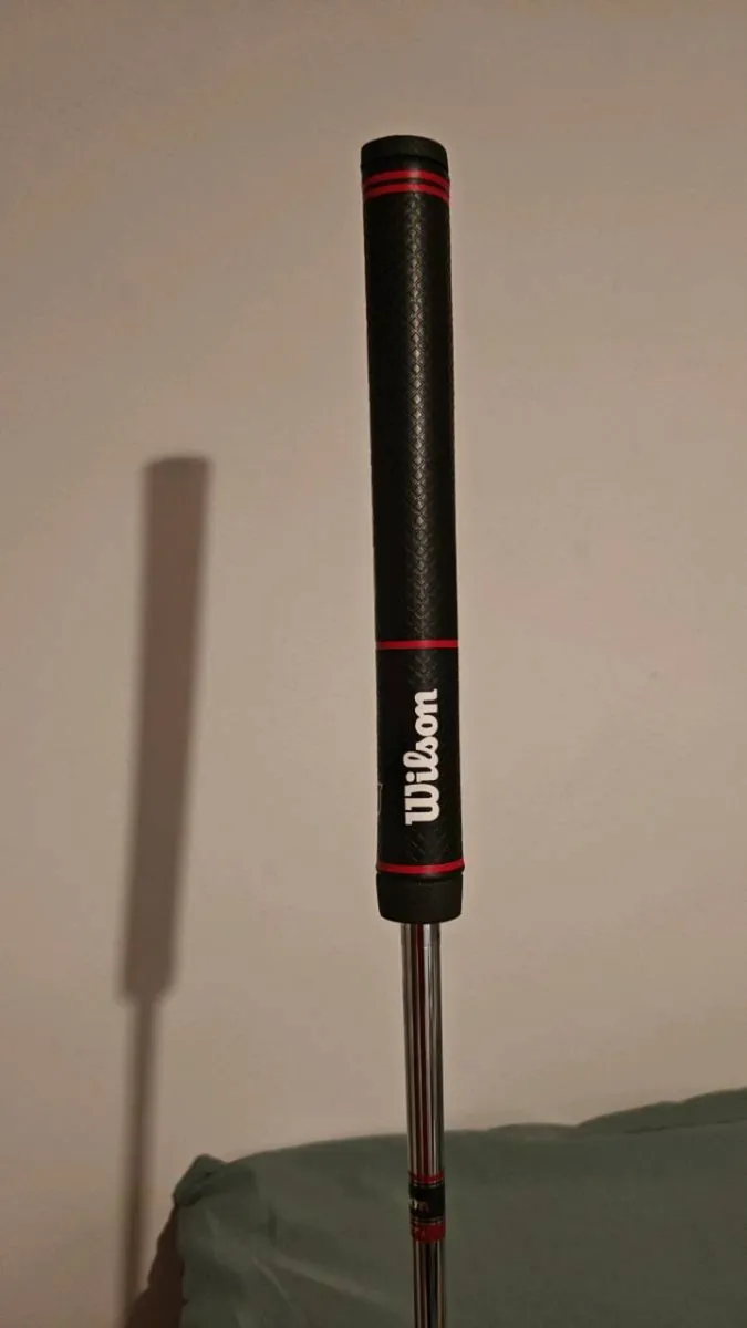 Wilson Infinite Putter - Image 1