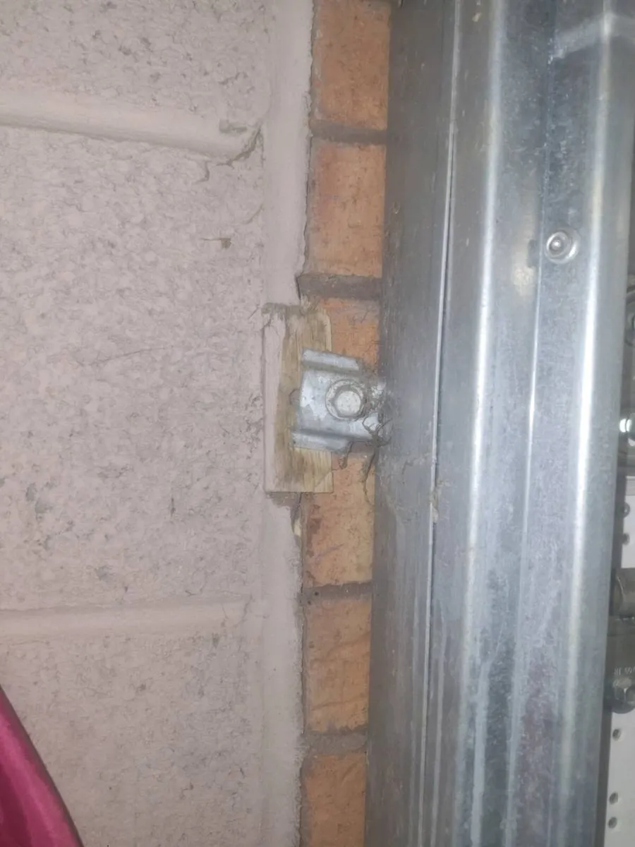 Garage door - Image 4