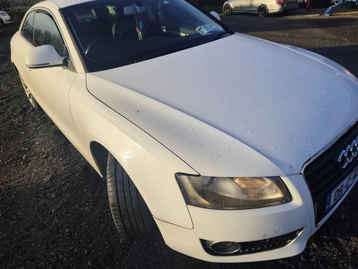 2009 audi a5 - Image 3