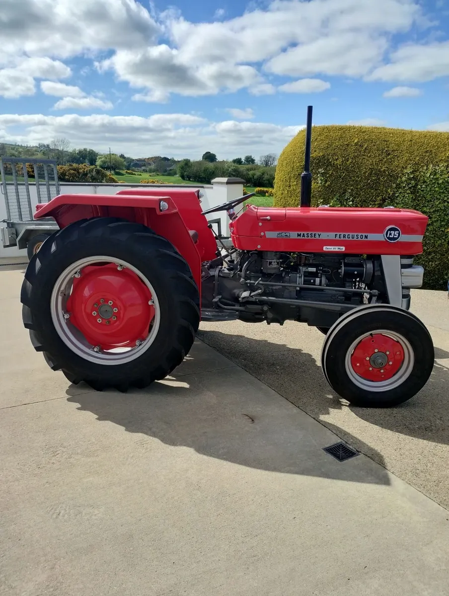 Massey Ferguson 135 - Image 1
