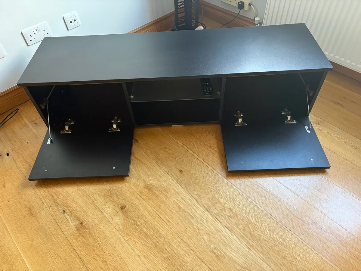 Low tv stand with storage - Image 2