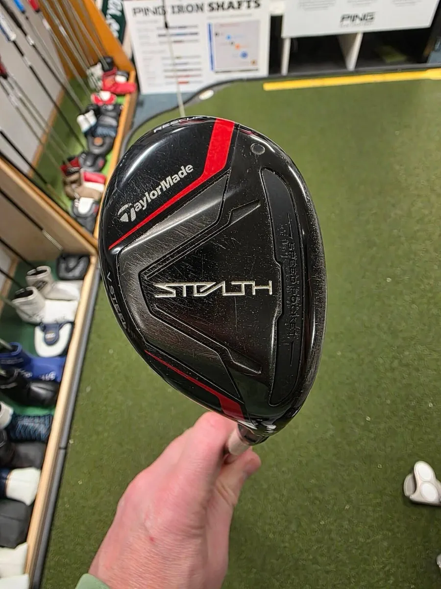 Taylormade Stealth 3 Hybrid - Image 1