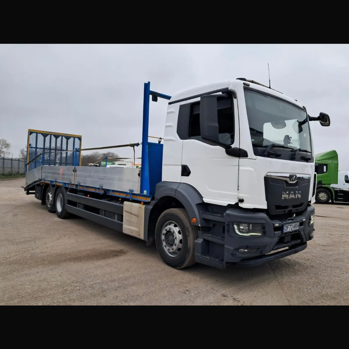 Man 330 6x2 Beavertail - Image 1