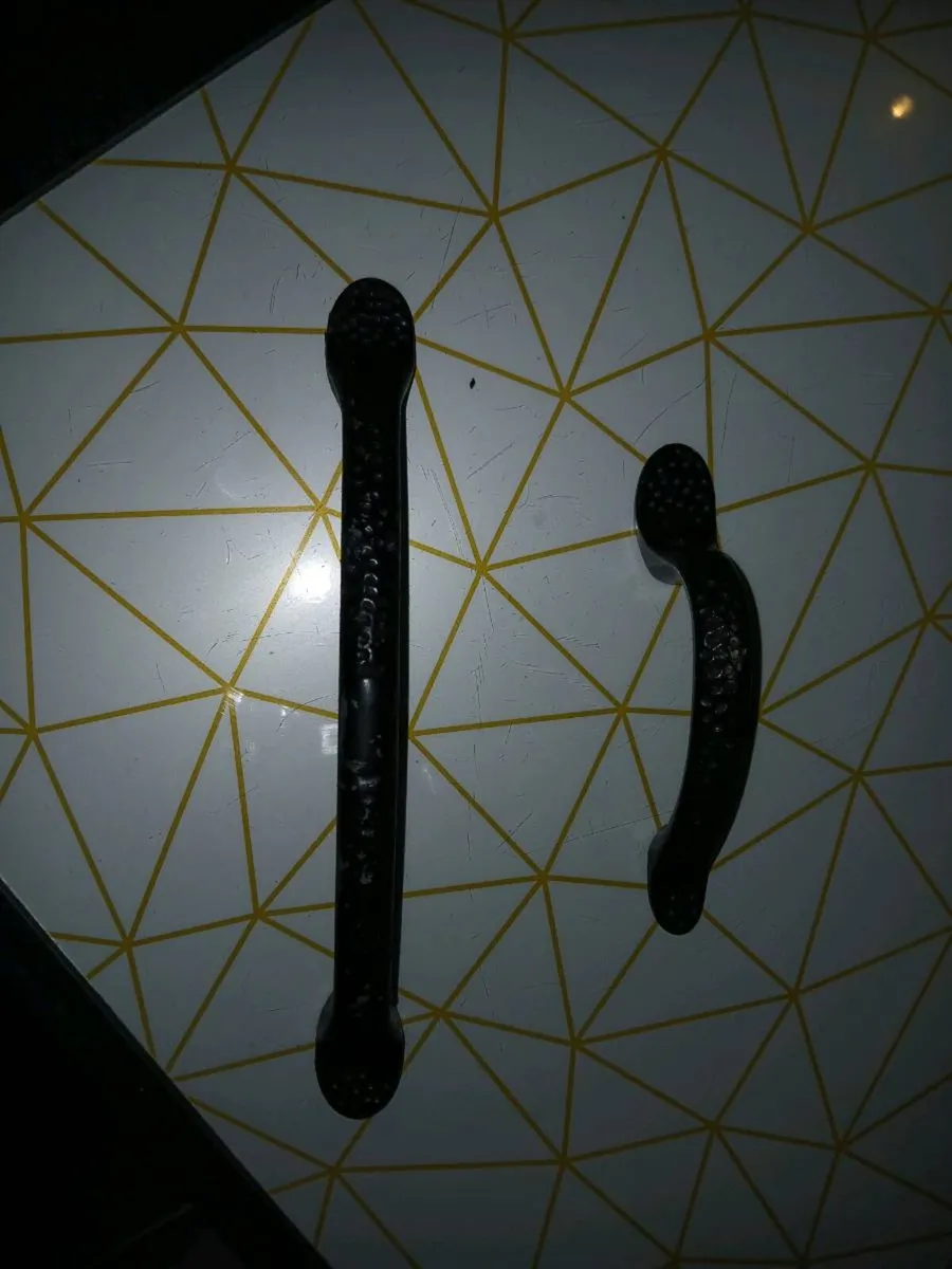 Cabinet door handles - Image 2