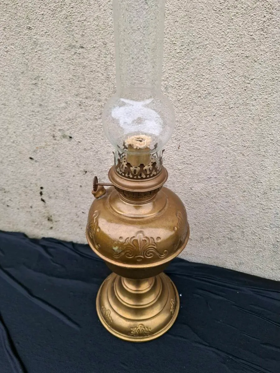 Brass old lamp - Image 2