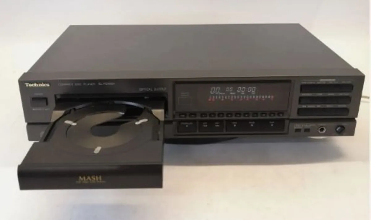 Technics CD Player with Remote Control. - Image 2