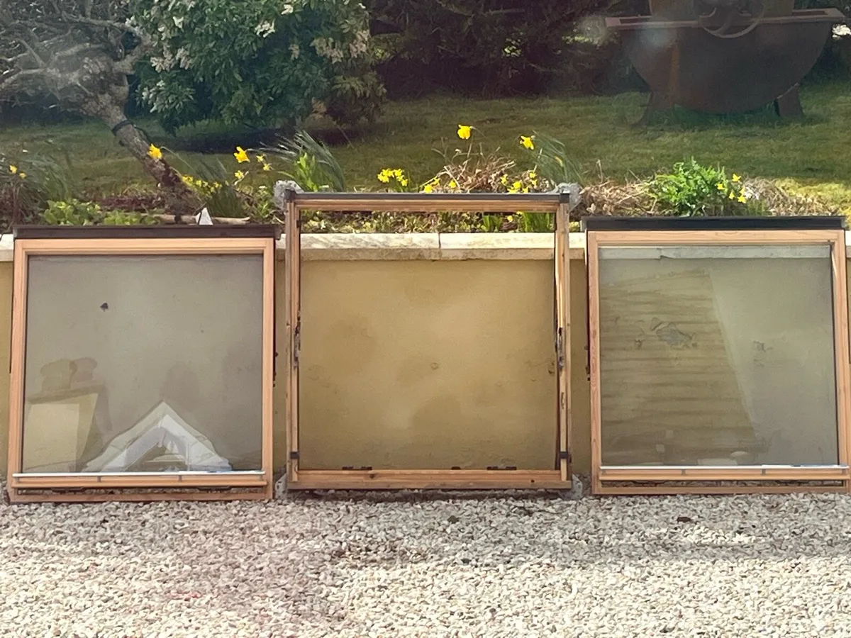 1140mm x 1200mm Pair of Velux Windows - Image 2