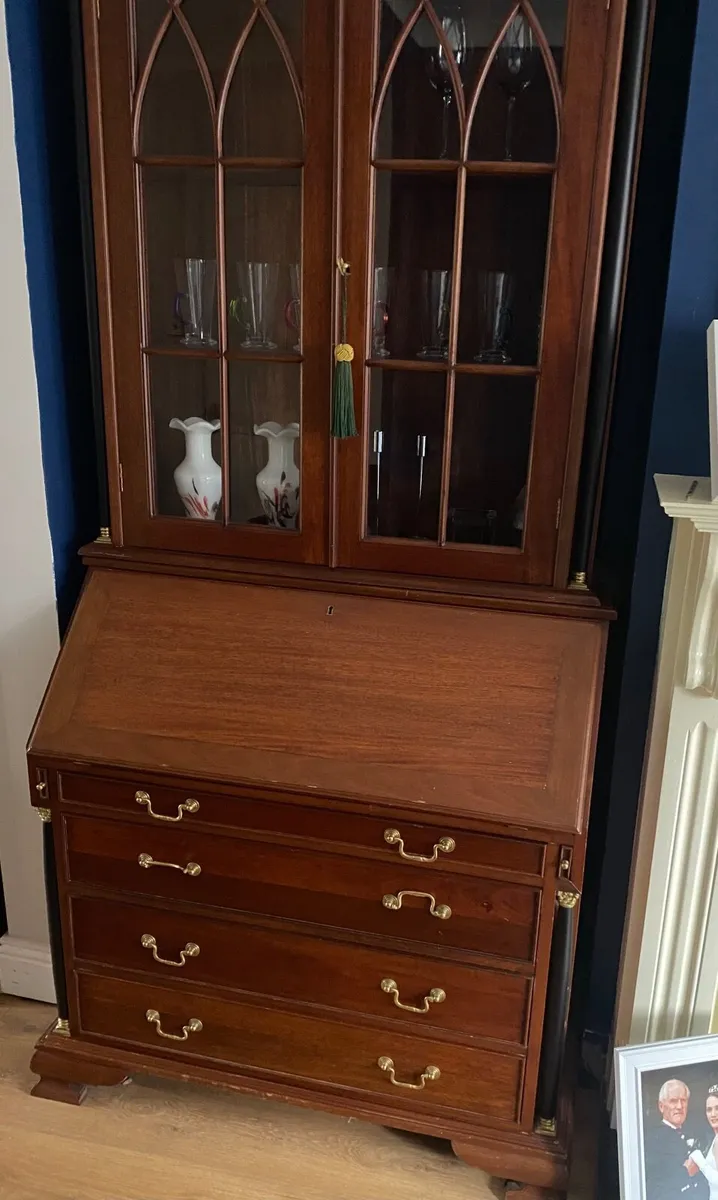 Writing desk and display cabinet cabinet - Image 1