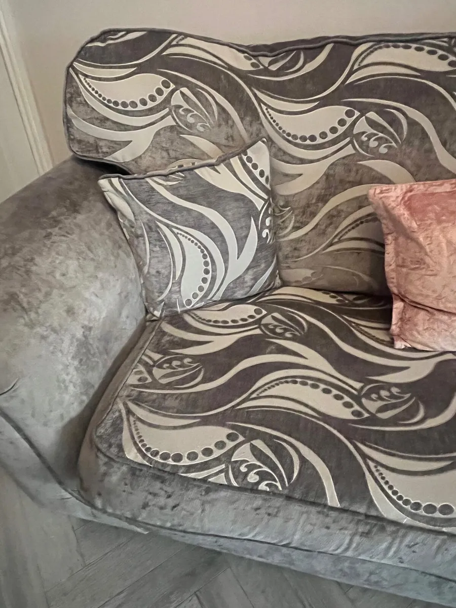 2 & 3 Seater Sofa Set – Grey – Excellent Condition - Image 2