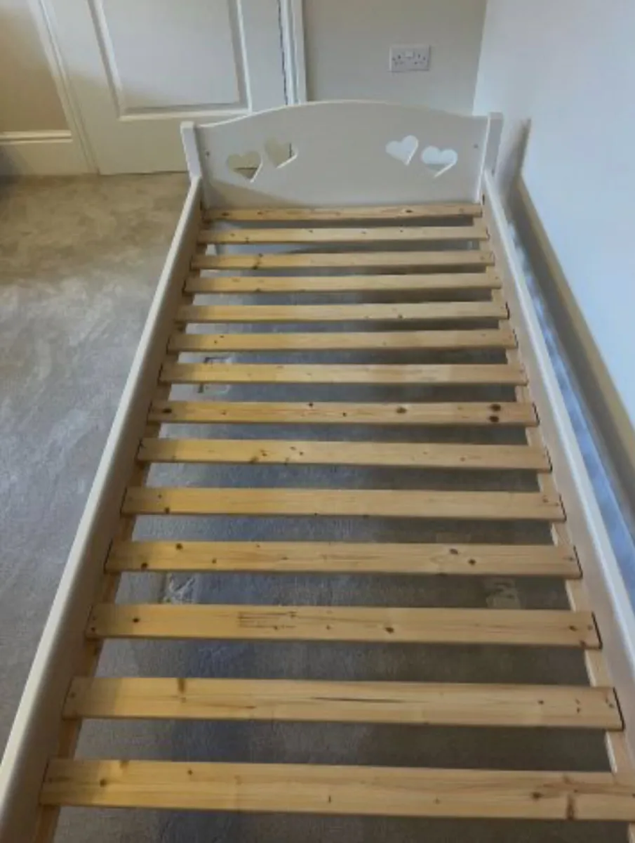 Single bed - Image 4