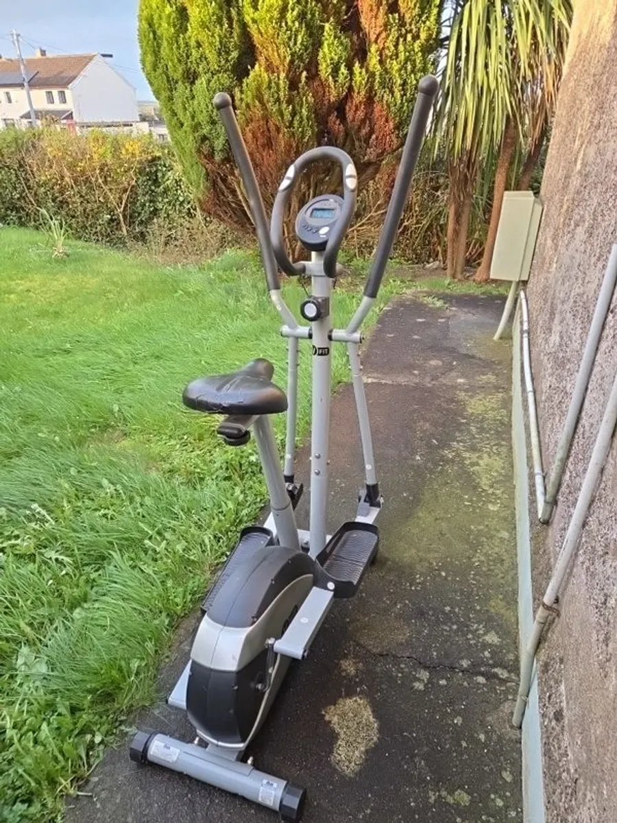 Cross Trainer - Image 1