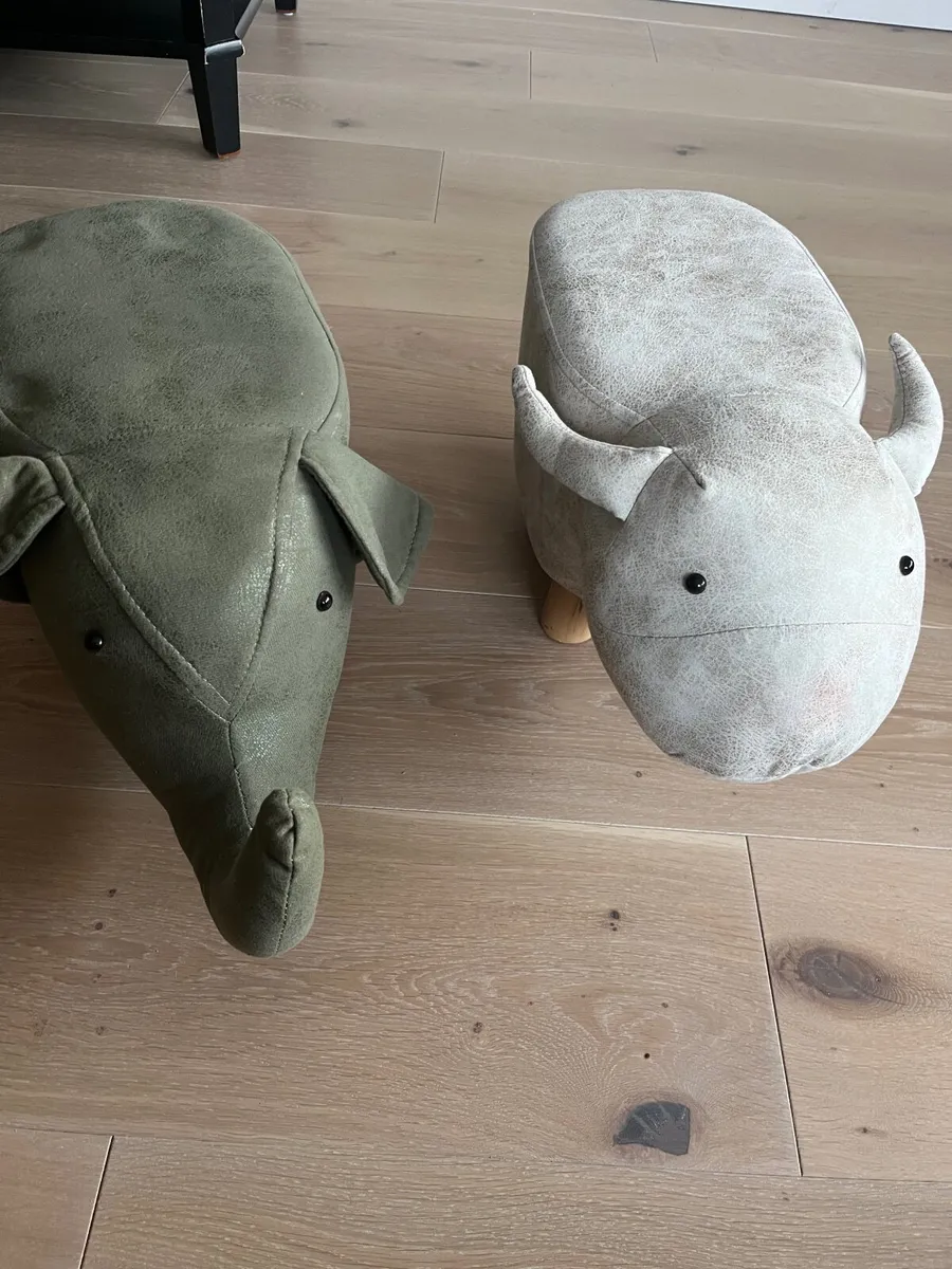 Kids low size stools in animal theme - Image 3