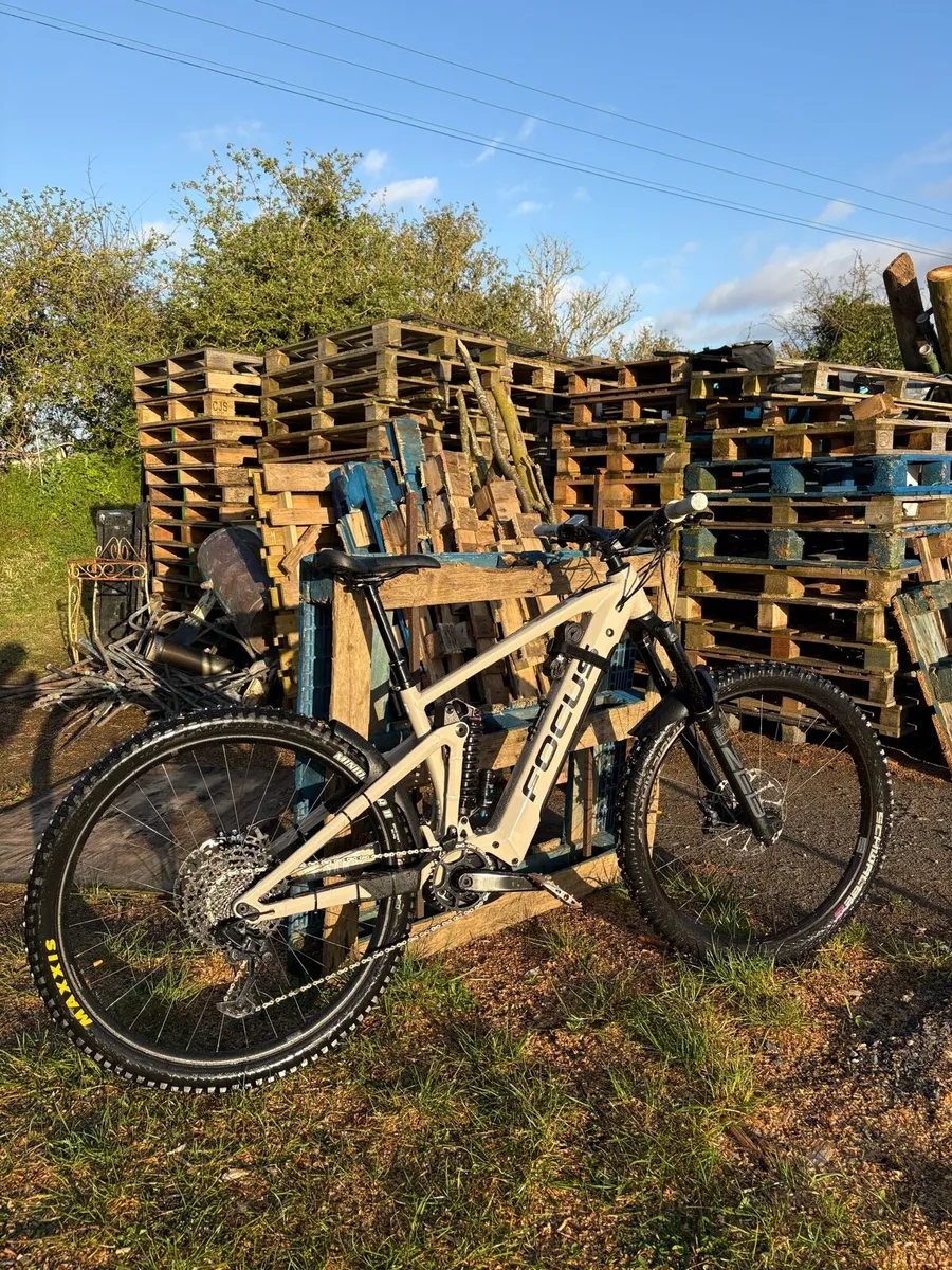 Focus Sam2 Enduro ebike - Image 1