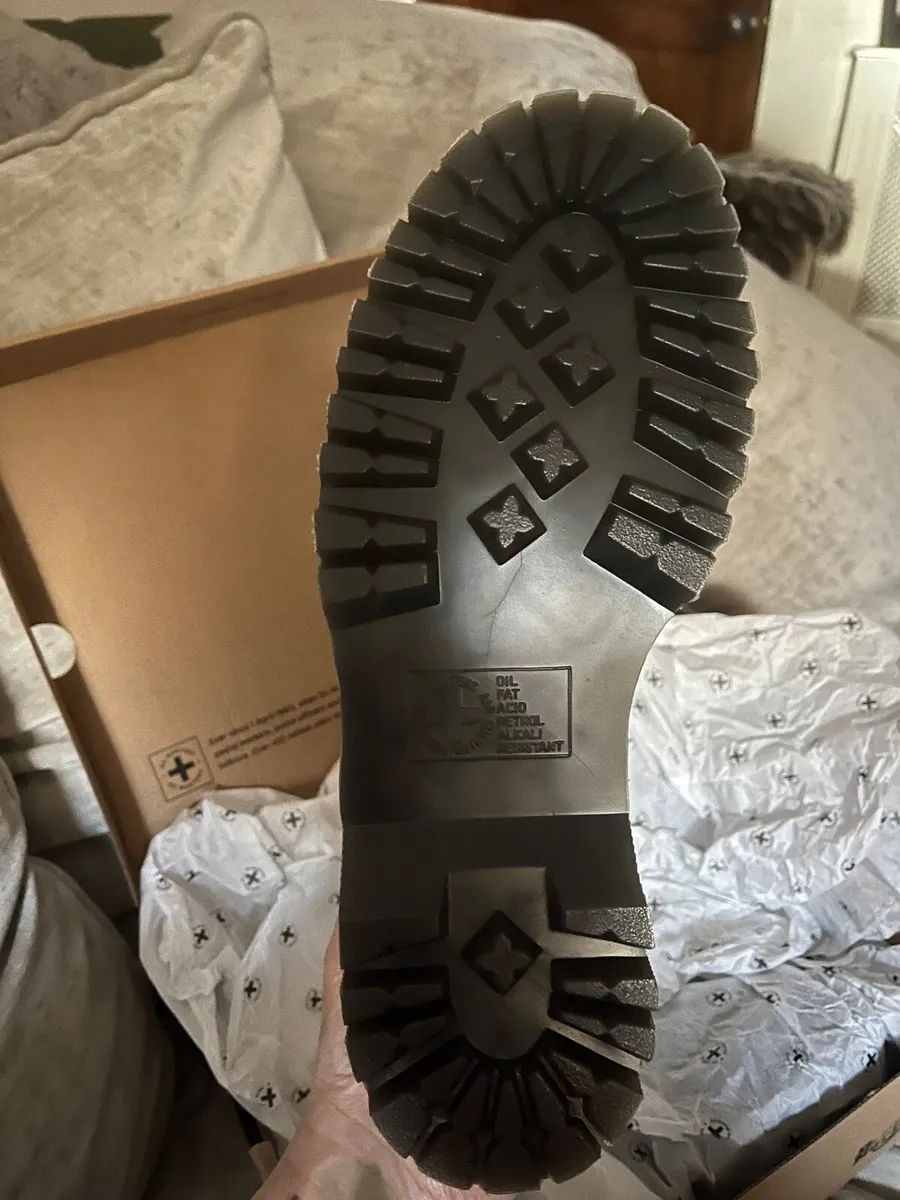 Dr Martens ,Sinclair uk7 - Image 2