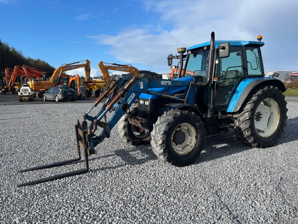 Newholland TS 115 with loader - Image 2