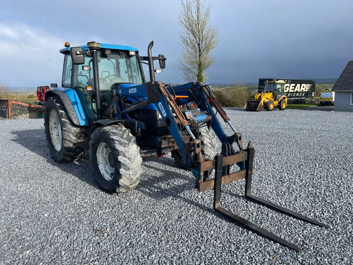 Newholland TS 115 with loader - Image 4