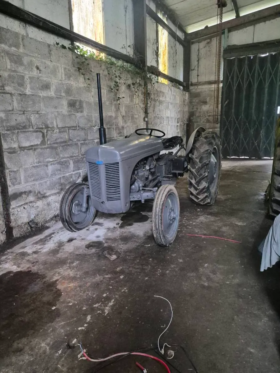 Massey Ferguson 178 - Image 2