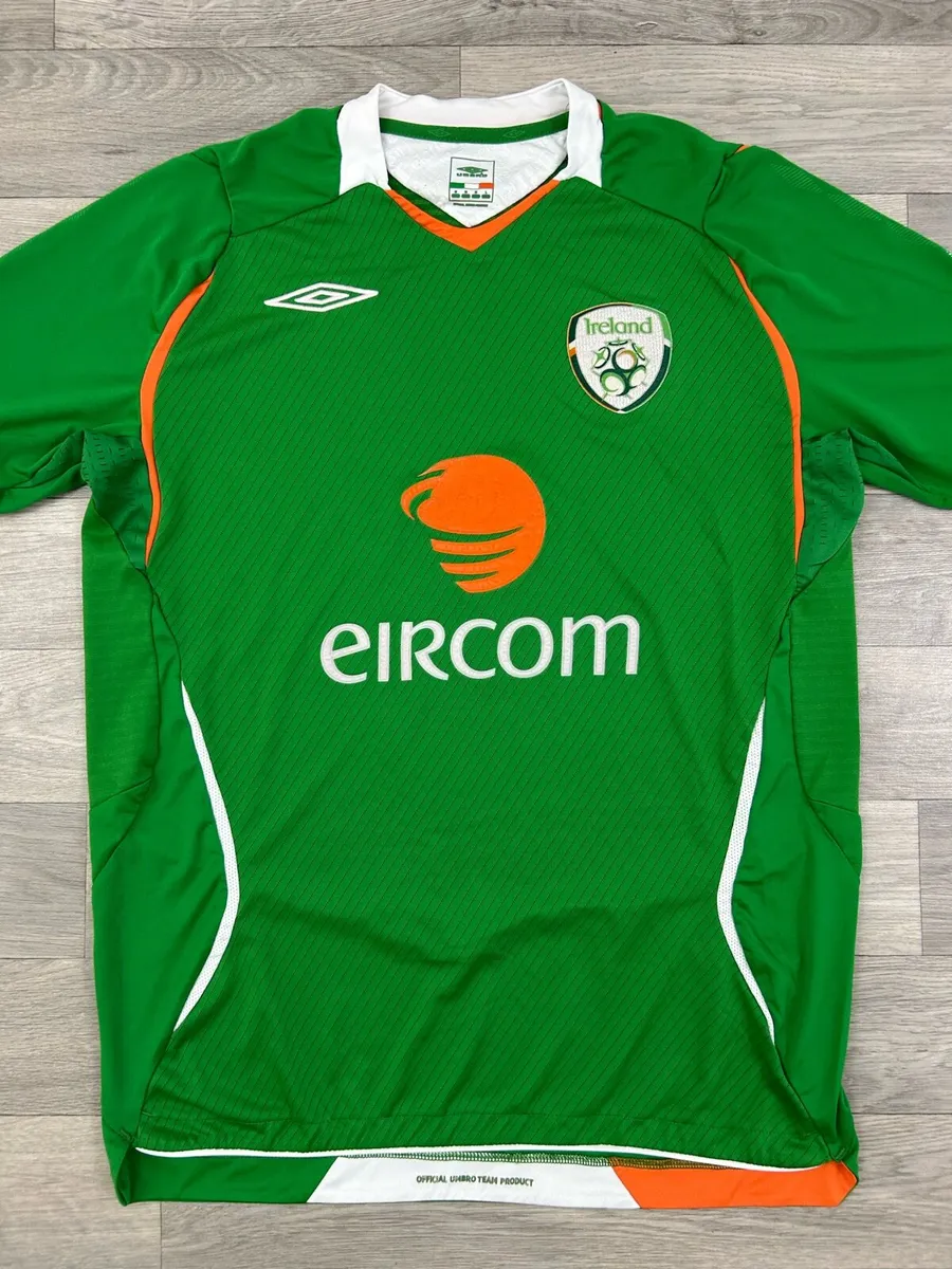Vintage 2008 Ireland Home Jersey Shirt Medium - Image 2