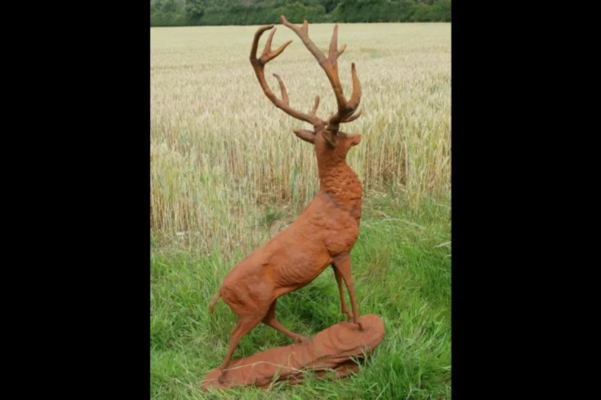 Rusty Stag Style 2 – D8889 - Image 1
