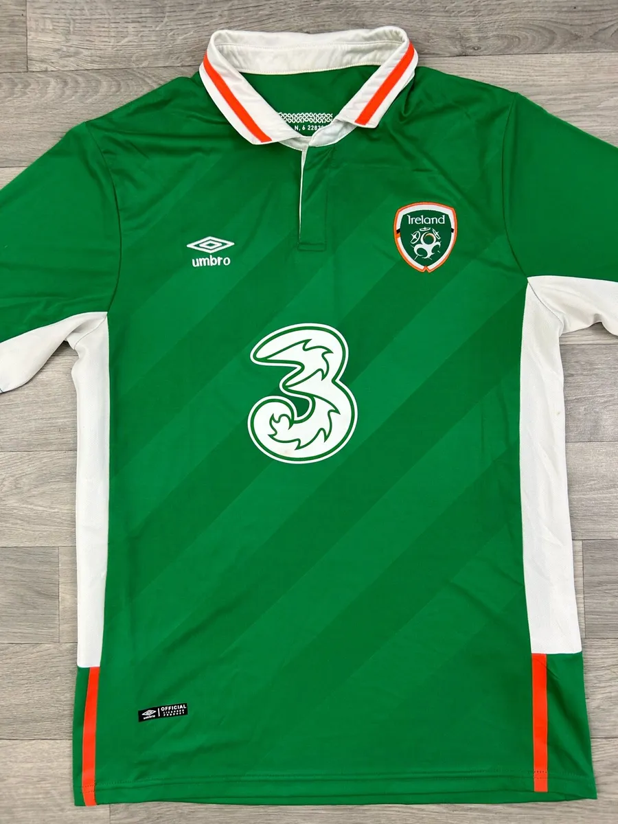 Umbro Ireland Home Jersey Shirt Mens Medium - Image 2