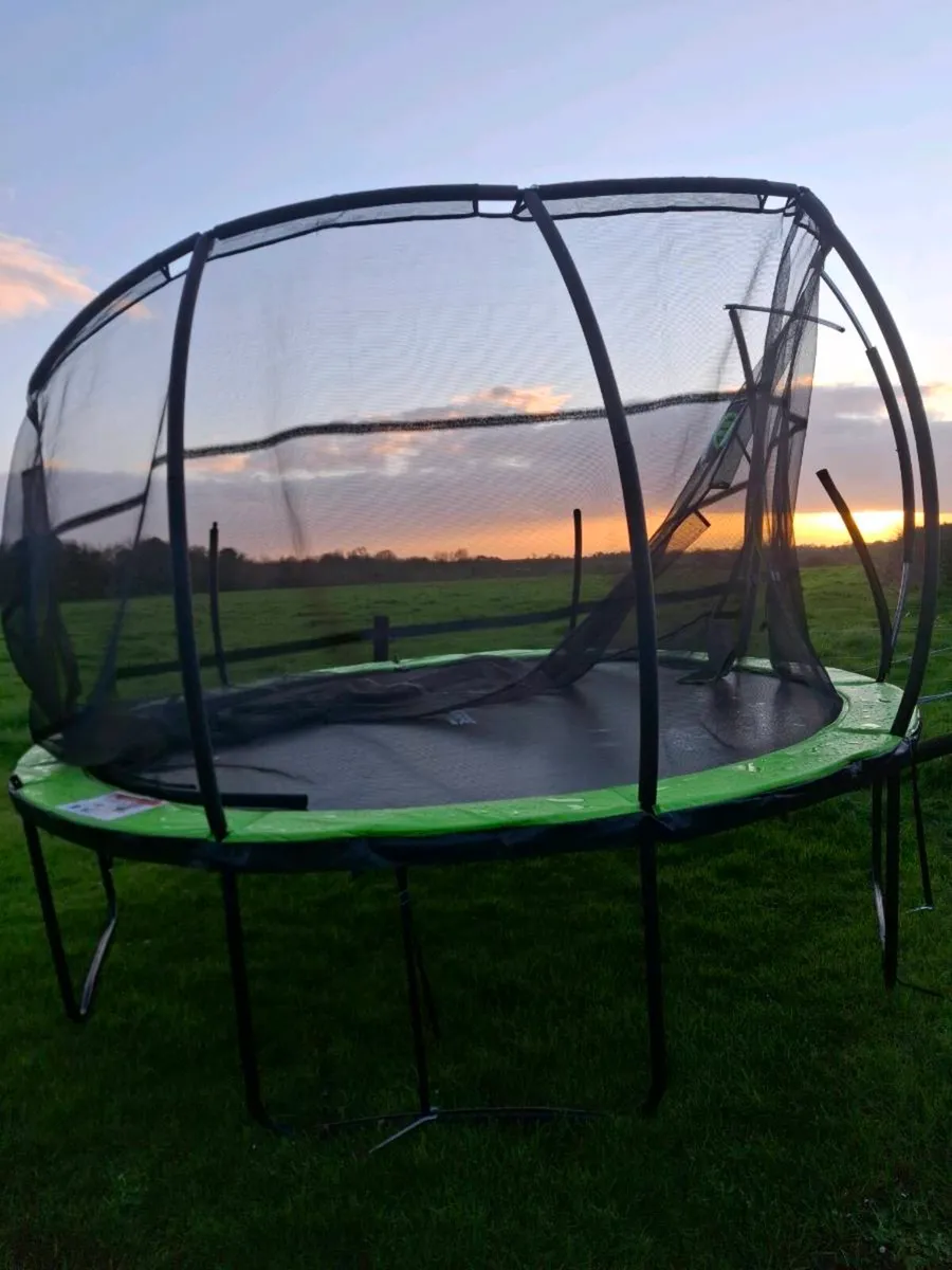 Trampoline - Image 1
