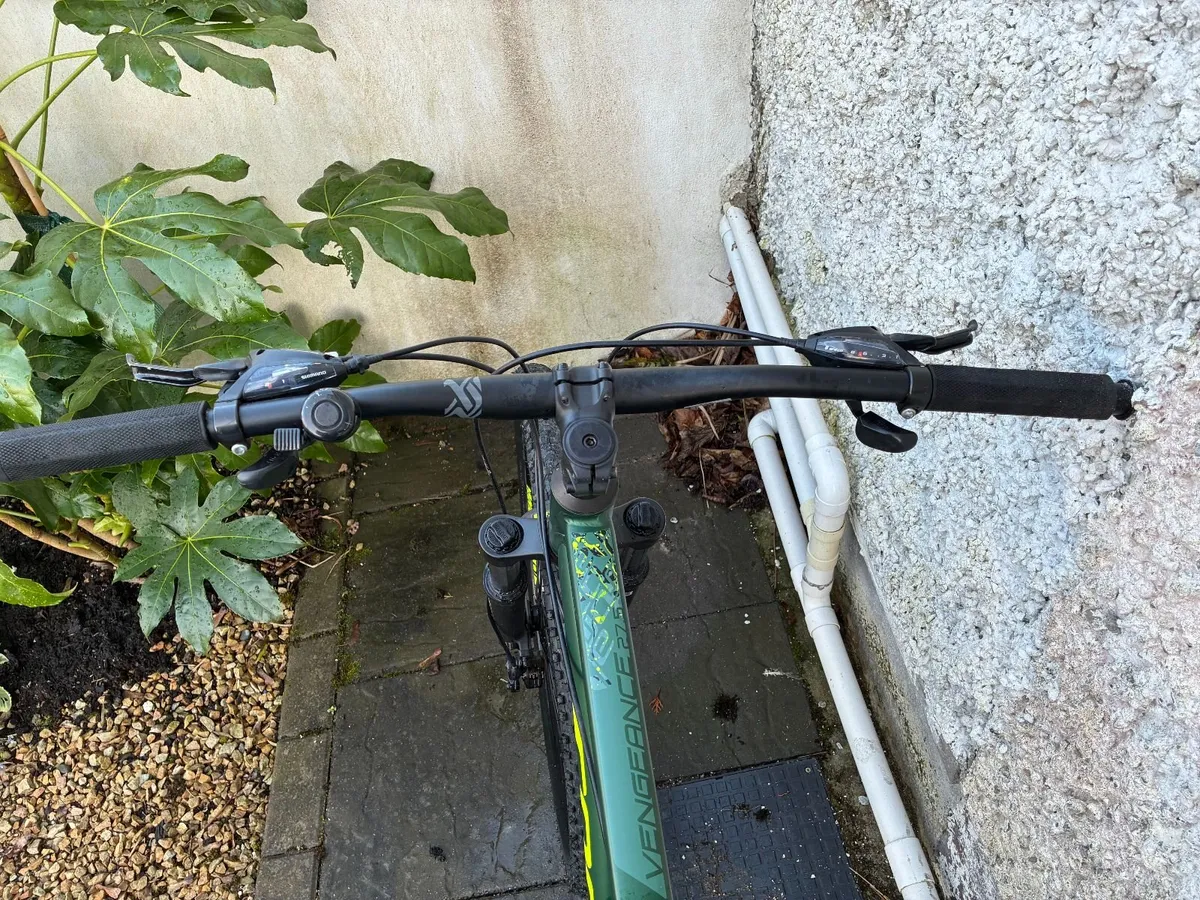 Carrera Vengeance Mountain Bike Green 27.5 Inch - Image 3