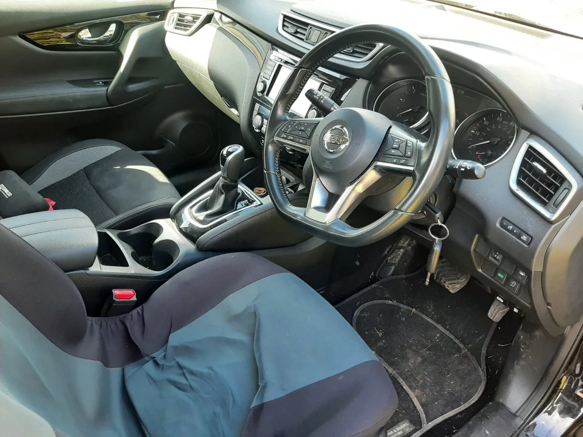 NISSAN QASHQAI 2019 AUTOMATIC, LOW KM - Image 4