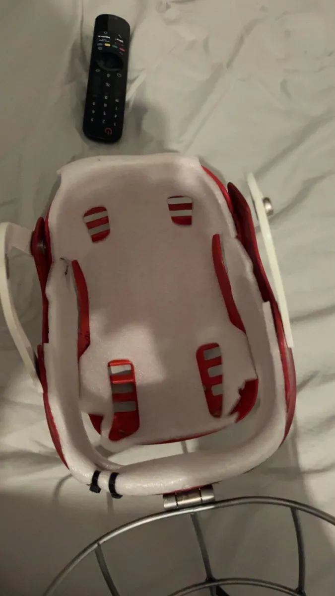 Red Oldstyle jnr - Image 3