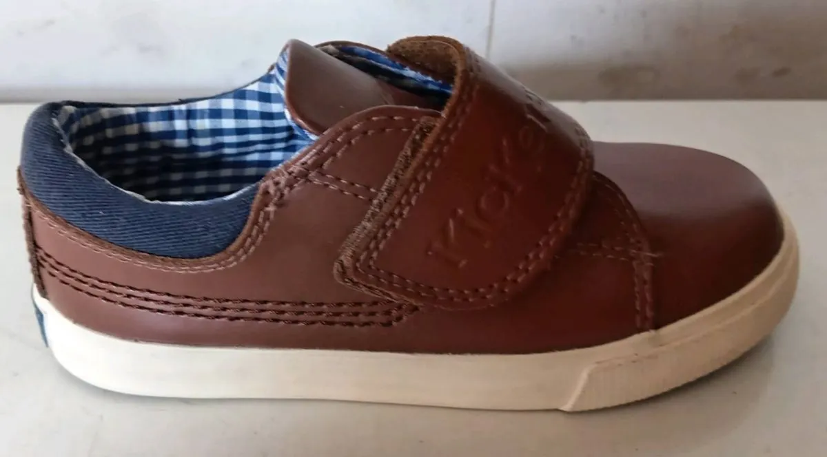 Kickers Childrens Brown Shoes - Image 4