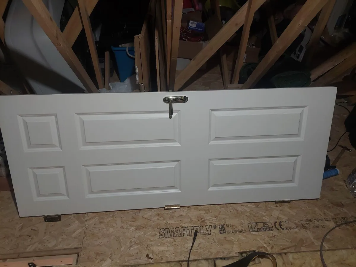 White internal double door - Image 2