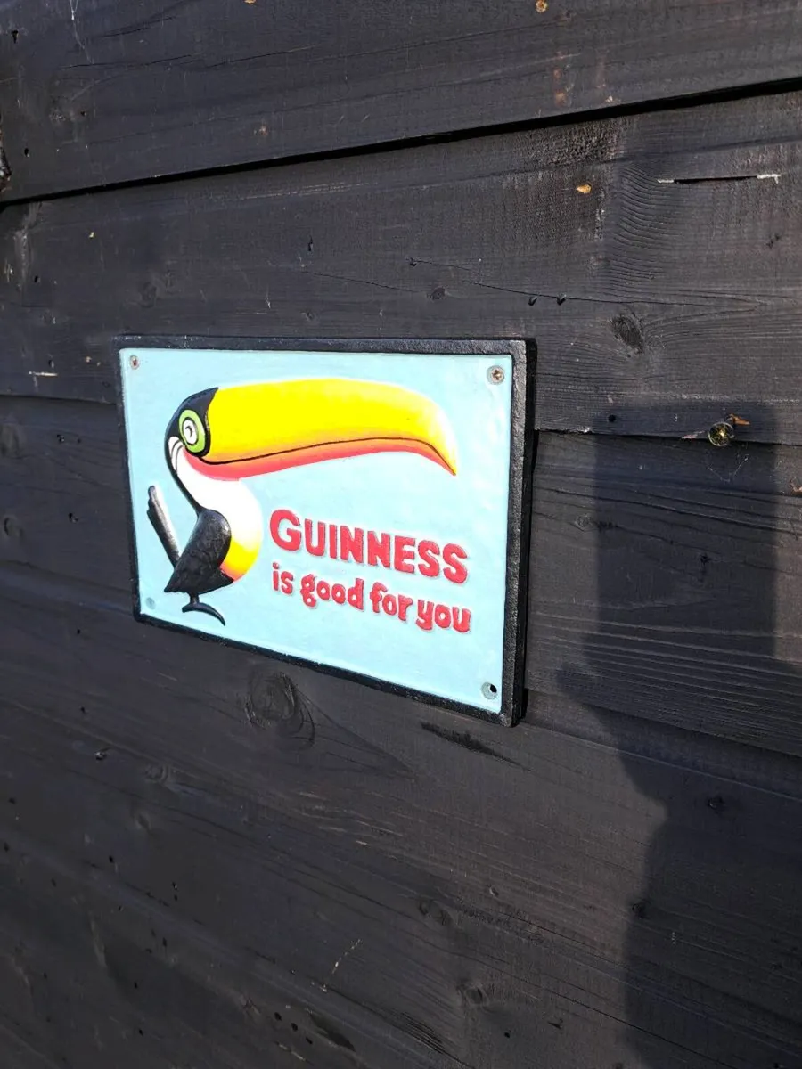 Guinness cast iron sign - Image 2