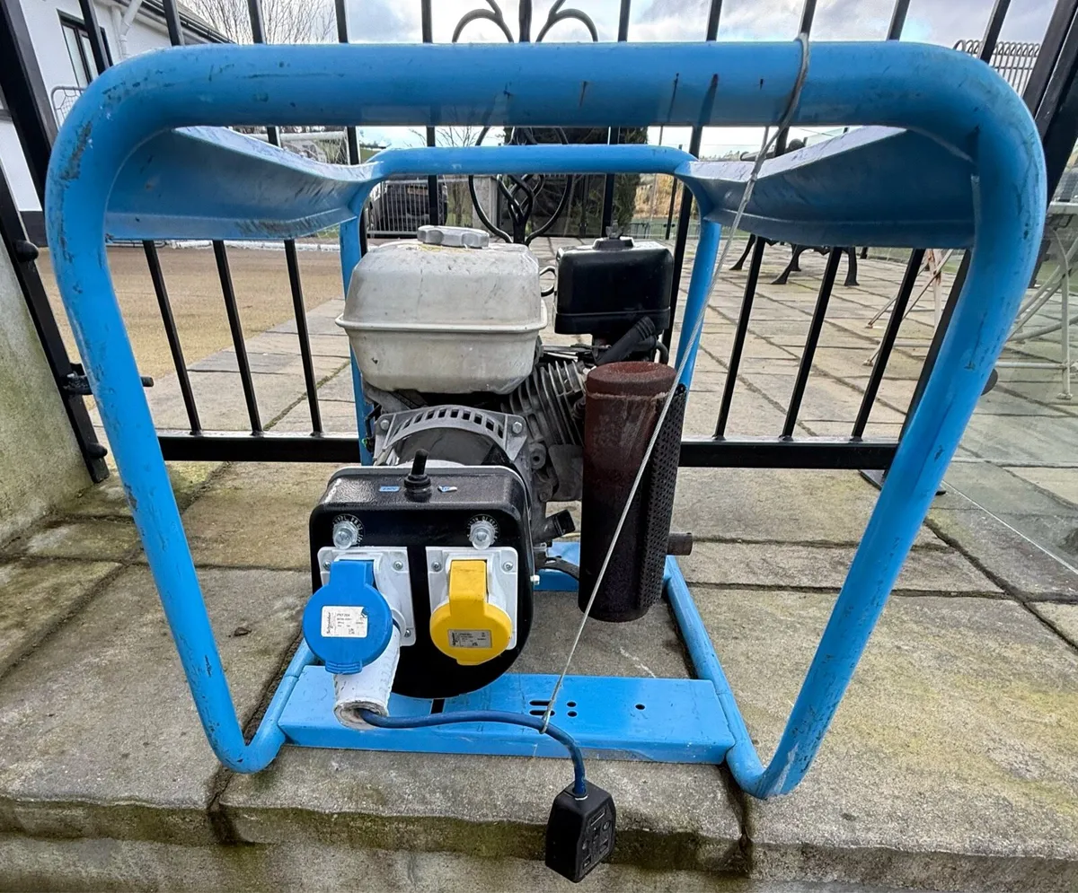 ** Fully Serviced 2025 Honda Generator 2.9 KVA ** - Image 4