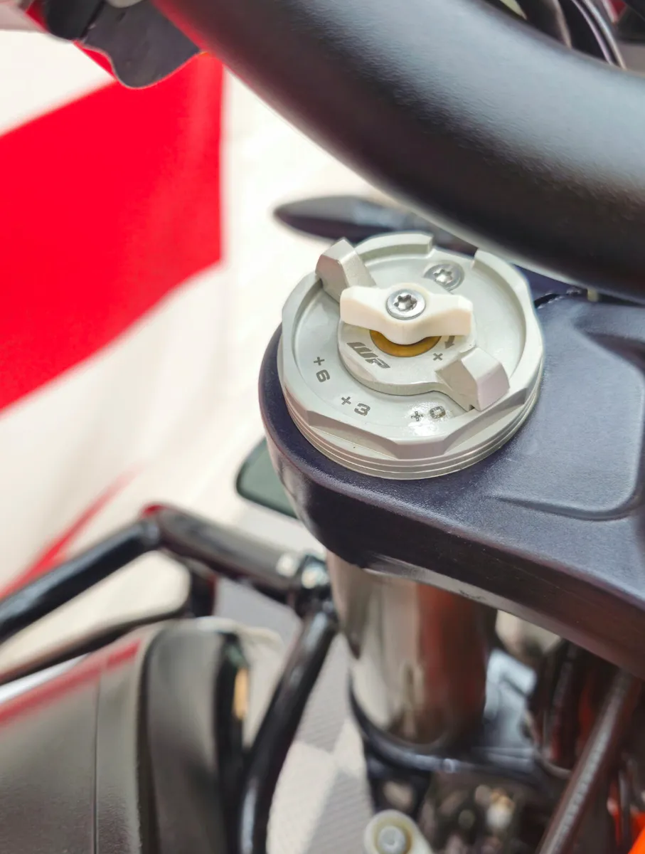 202 KTM Adventure 790 R - Image 3