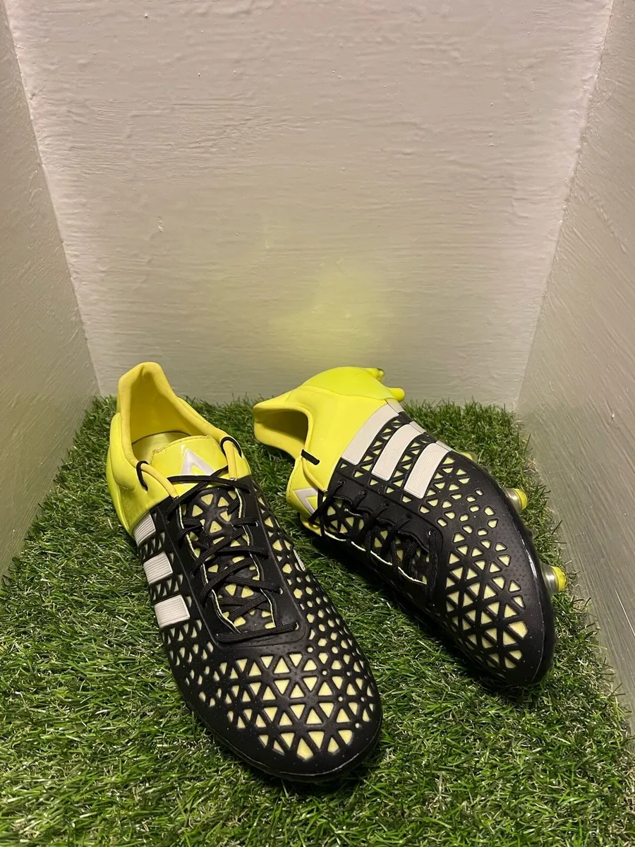 Adidas Ace 15.1 FG/SG Football Boots | UK 8.5 - Image 1