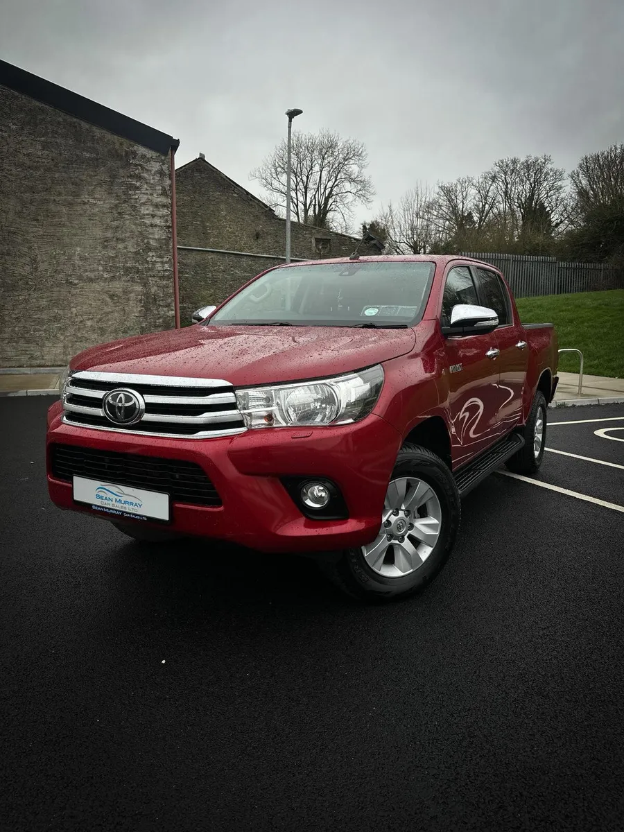 Toyota Hilux 2017 - Image 1