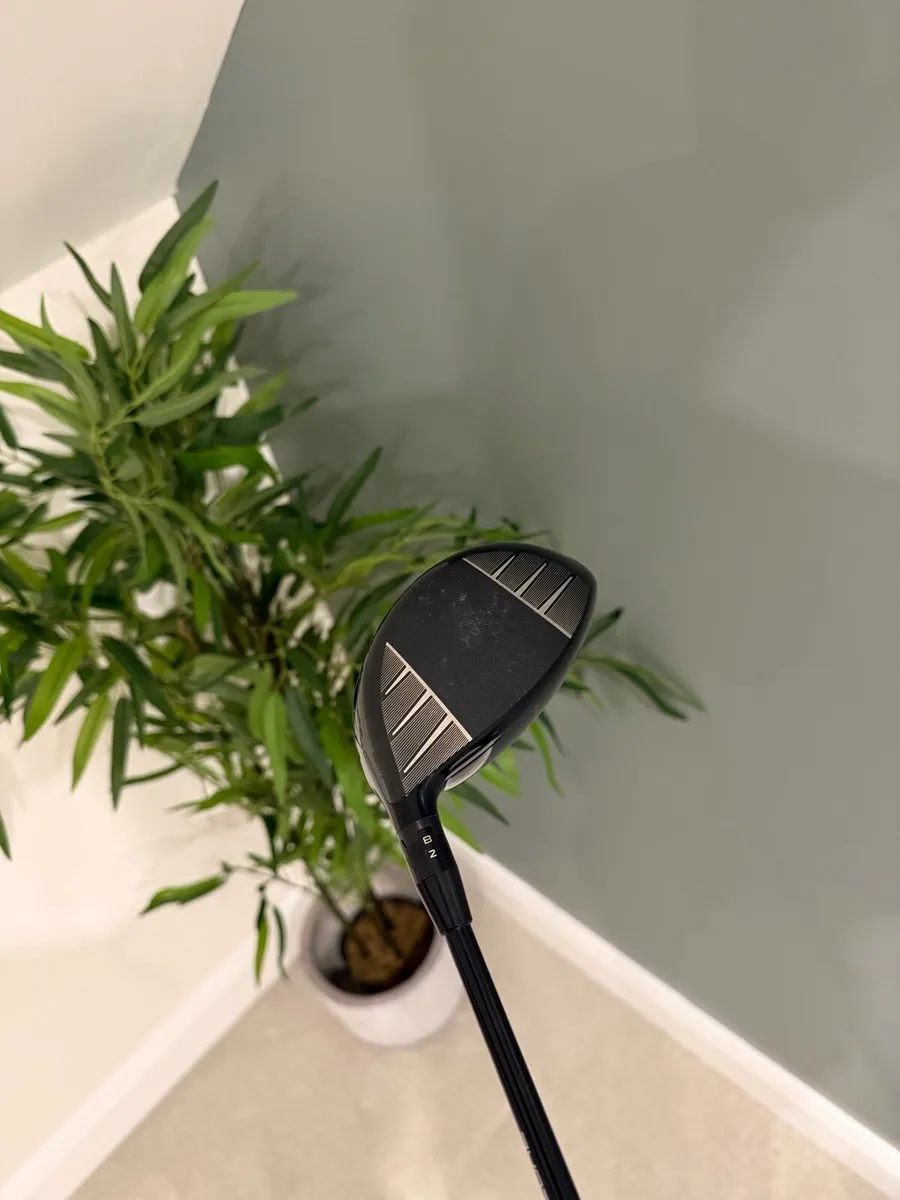 Titleist GT3 Driver - Velocore shaft - Image 2