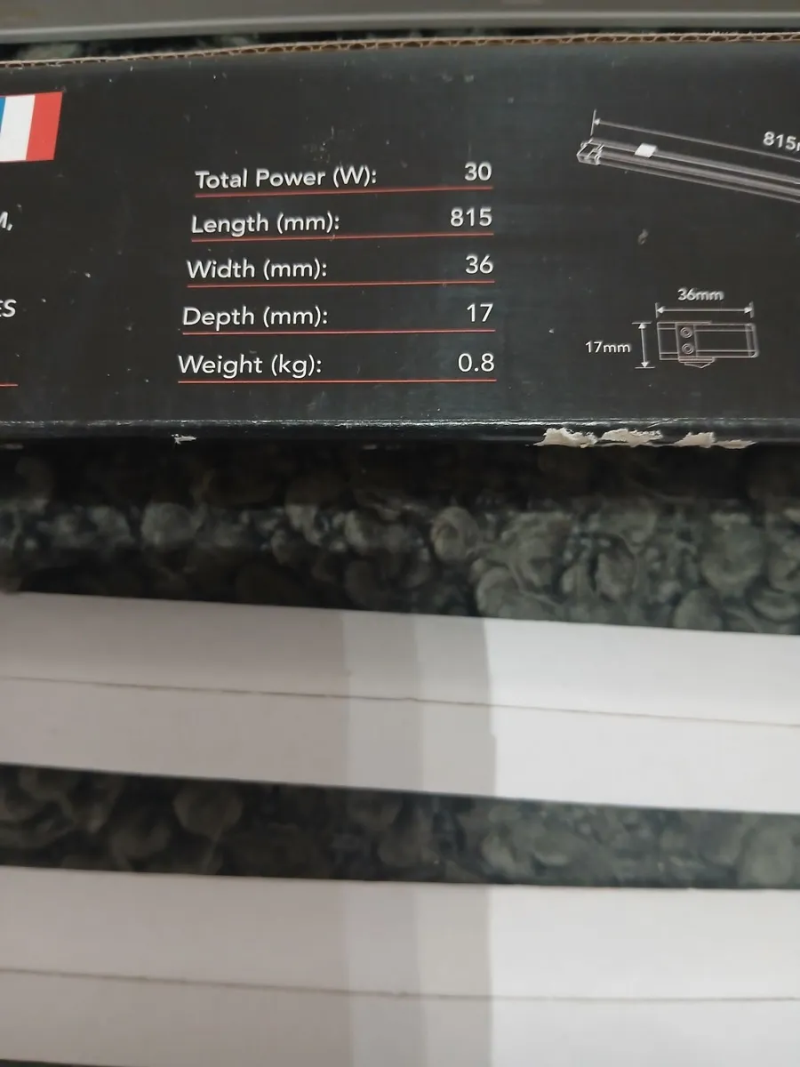 Light fittings and bulbs - Image 4