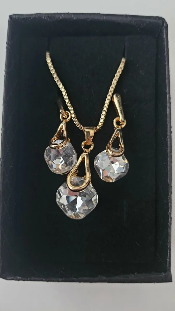 Jewellery Set - Image 1