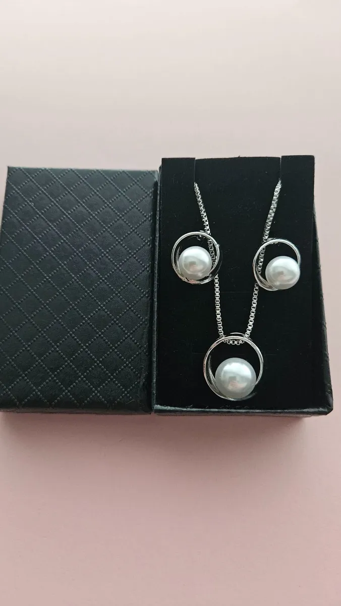 Earrings and Chain - Image 2