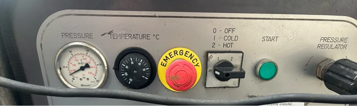 Pressure washer - Image 3