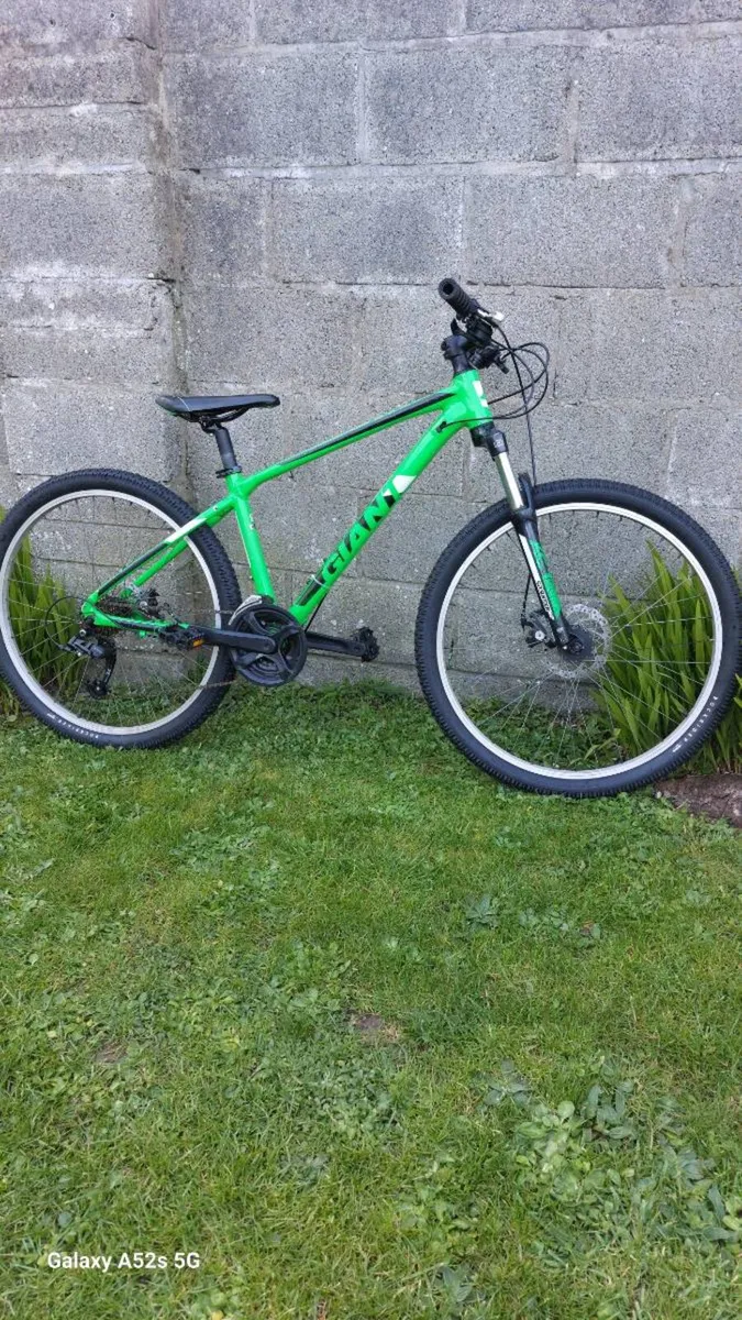 Giant ATX Men's/Kids Mountain bike - Size Small/16 - Image 2